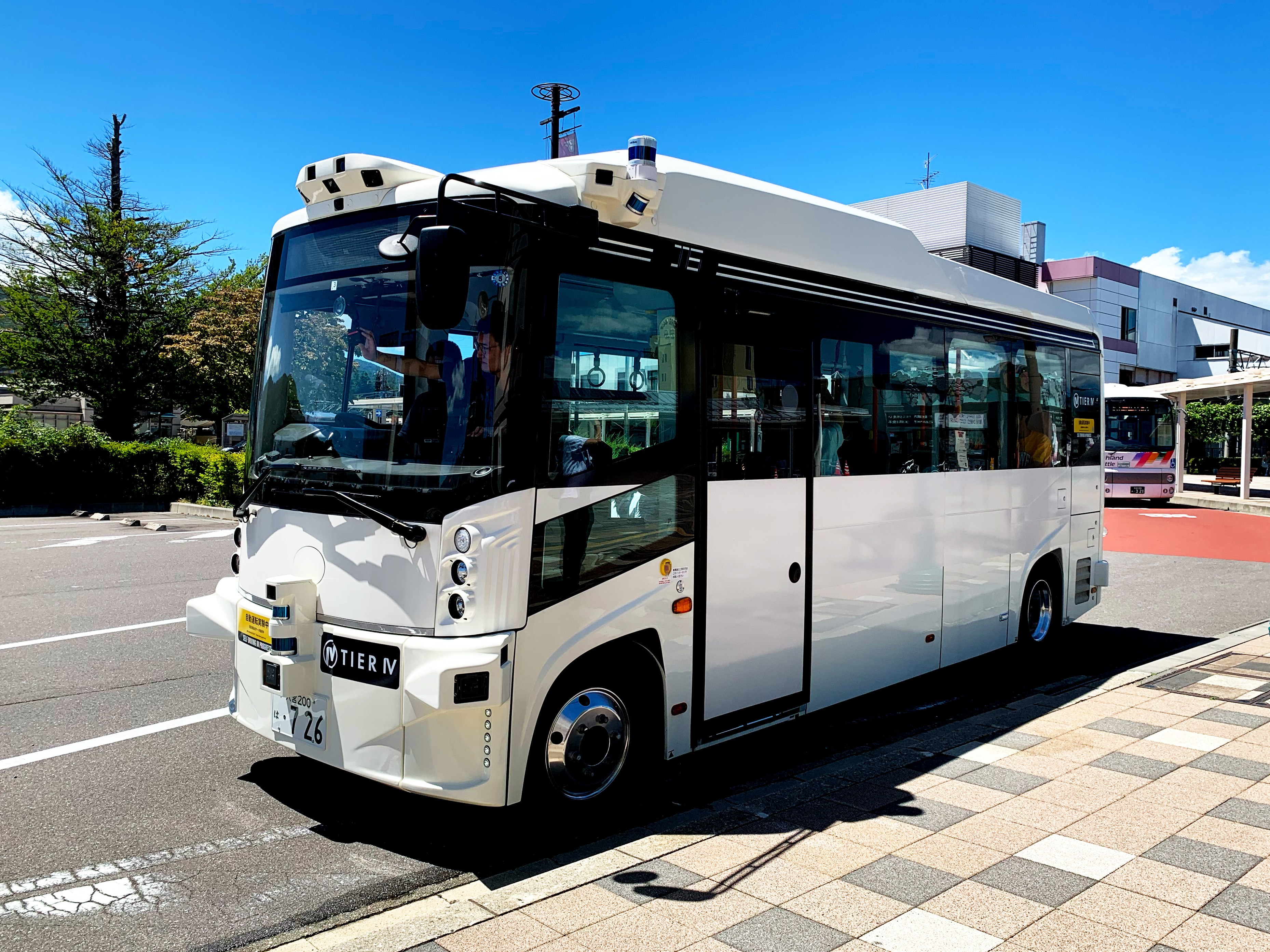 ティアフォー、長野県塩尻市で新型EVバスを用いた自動運転レベル4に向けた走行試験を開始